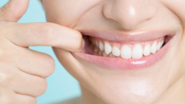 does teeth whitening damage enamel