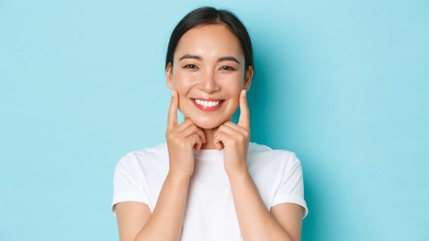 In-Chair Whitening vs Take-Home Kits
